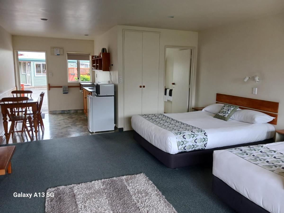 Anatoki Lodge Motel Takaka Exterior foto